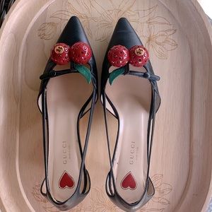 Gucci Women Leather Cherry Pump Shoes-Black